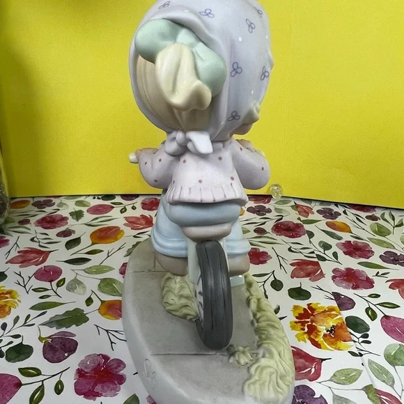 🛑SOLD🛑 PRECIOUS MOMENTS “The Road To A Friend Is Never Long” Figurine C0024 - Picture 11 of 17